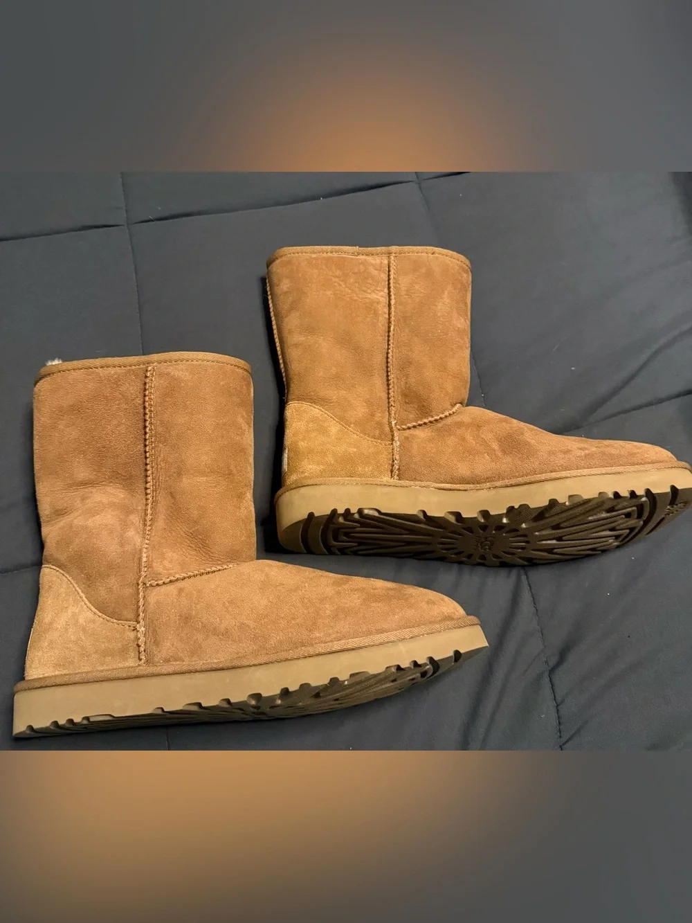 UGG Australia Classic Short Suede Shearling Boots Chestnut Tan Women's 10